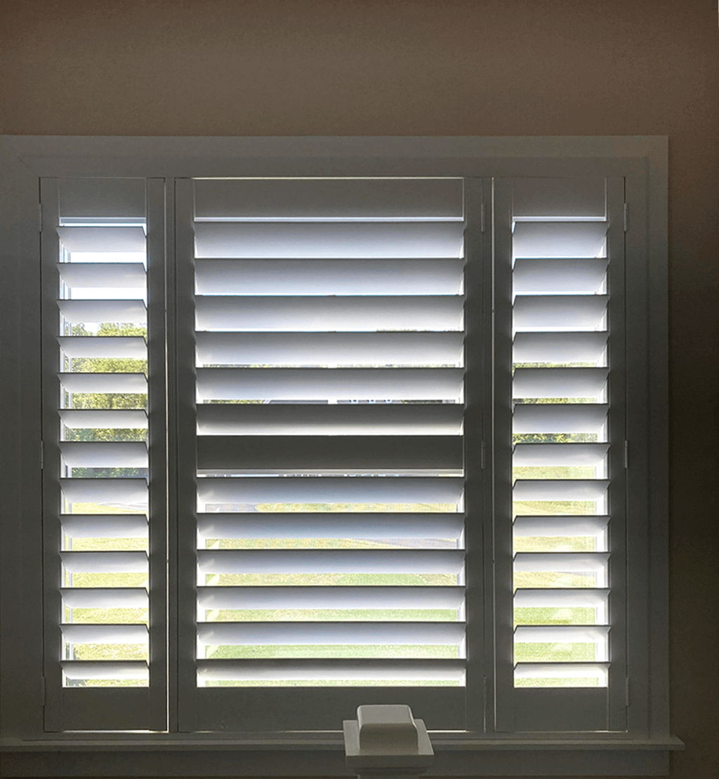 Shutters-with-hidden-tilt-bar-1